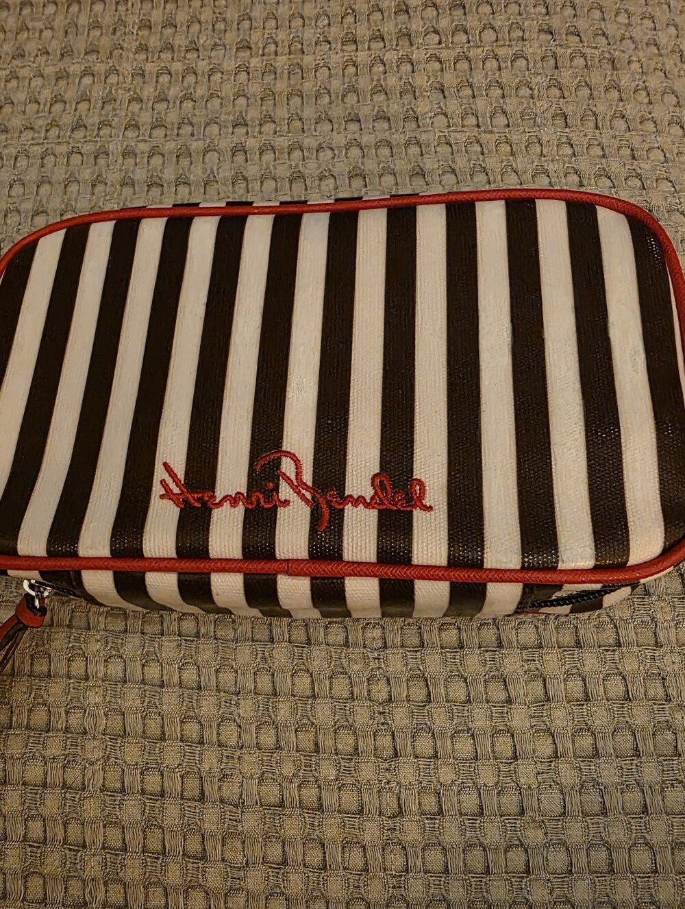 Henri Bendel The Bendel Girls Line Up weekender organizer/ Like New - Picture 2 of 5